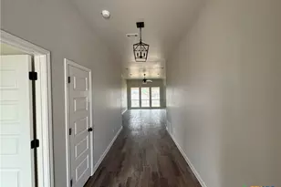 2564 Cowgirl Trl, Belton, TX 76513 - Photo 2