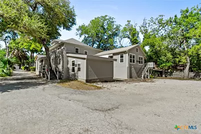 527 W San Antonio Street #2, San Marcos, TX 78666 - Photo 16