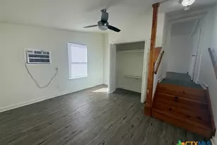 527 W San Antonio St, San Marcos, TX 78666 - Photo 12