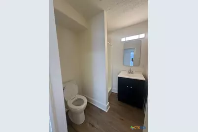 527 W San Antonio Street #2, San Marcos, TX 78666 - Photo 14