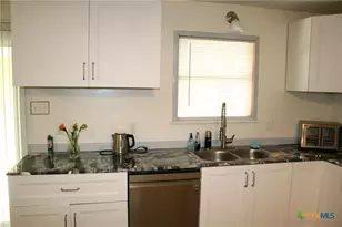 1611 N 10th St, Killeen, TX 76541 - Photo 16