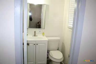 1611 N 10th Street, Killeen, TX 76541 - Photo 16