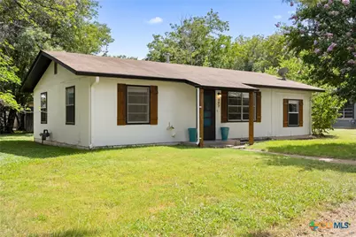 907 Apple Street, Fredericksburg, TX 78624 - Photo 2