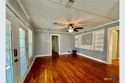 2001 E Forrest Street, Victoria, TX 77901 - Photo 4