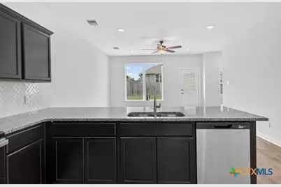 1915 Meridian Loop, Temple, TX 76504 - Photo 6