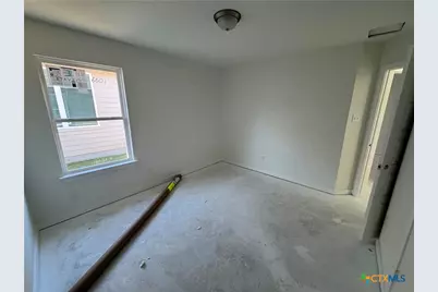 1915 Meridian Loop, Temple, TX 76504 - Photo 10