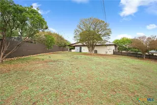 305 E Tanglewood Dr, New Braunfels, TX 78130 - Photo 34