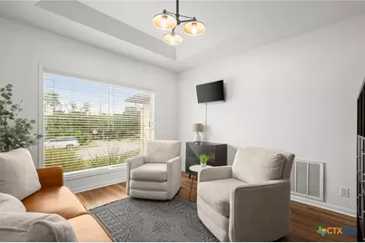 305 E Tanglewood Drive, New Braunfels, TX 78130 - Photo 16