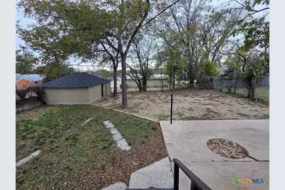 1214 S 11th Street, Temple, TX 76504 - Photo 18