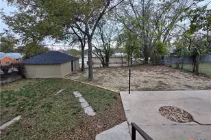 1214 S 11th St, Temple, TX 76504 - Photo 18