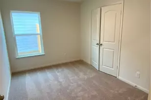 208 Allington Cir, Jarrell, TX 76537 - Photo 12