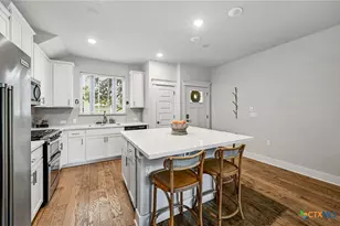 1708 Loyal Friend Dr, Leander, TX 78641 - Photo 10