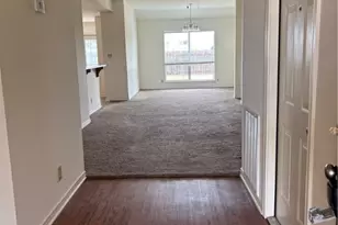 112 Gemini Ct, Victoria, TX 77901 - Photo 2