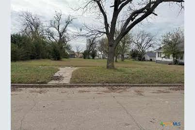 713 E Avenue A, Temple, TX 76501 - Photo 1