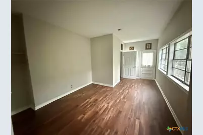 203 S 27th Street, Temple, TX 76504 - Photo 12