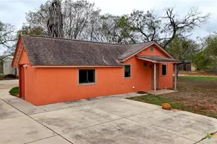 1211 Leissner School Rd, Seguin, TX 78155 - Photo 42