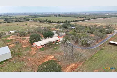 1211 Leissner School Road, Seguin, TX 78155 - Photo 10