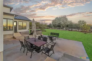 1347 Bordeaux Ln, New Braunfels, TX 78132 - Photo 32