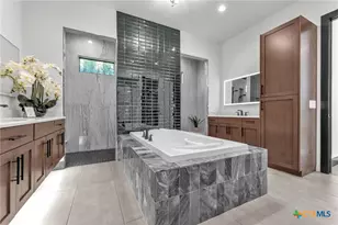 1347 Bordeaux Ln, New Braunfels, TX 78132 - Photo 14