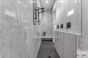 1347 Bordeaux Ln, New Braunfels, TX 78132 - Photo 16