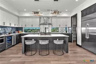 1347 Bordeaux Ln, New Braunfels, TX 78132 - Photo 8