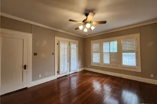 709 W Coll St, New Braunfels, TX 78130 - Photo 26