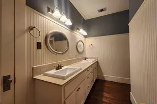 709 W Coll St, New Braunfels, TX 78130 - Photo 28