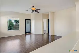 238 Starling Creek, New Braunfels, TX 78130 - Photo 2