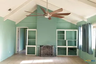 204 Brooks, Victoria, TX 77904 - Photo 10