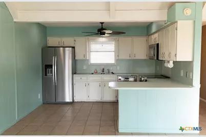 204 Brooks, Victoria, TX 77904 - Photo 12