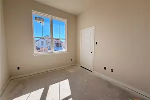 418 University Ave, Troy, TX 76579 - Photo 2