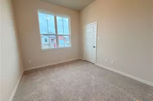 418 University Ave, Troy, TX 76579 - Photo 2