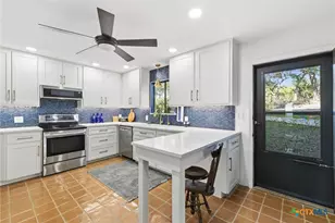 1072 Summit Bluff, Canyon Lake, TX 78133 - Photo 34