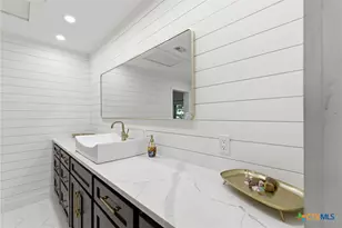 1072 Summit Bluff, Canyon Lake, TX 78133 - Photo 24