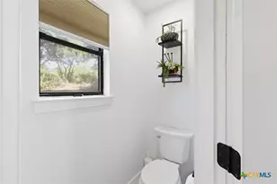 1072 Summit Bluff, Canyon Lake, TX 78133 - Photo 28