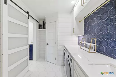 1072 Summit Bluff, Canyon Lake, TX 78133 - Photo 26