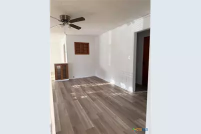 1321 N Avenue I Avenue, Shiner, TX 77984 - Photo 6