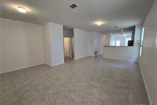 334 Mistflower, New Braunfels, TX 78130 - Photo 4