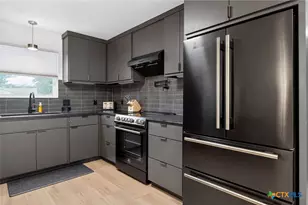 3910 Brooklawn Dr, Temple, TX 76502 - Photo 10