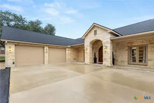 372 Shady Hollow, New Braunfels, TX 78132 - Photo 1
