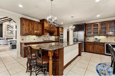372 Shady Hollow, New Braunfels, TX 78132 - Photo 12