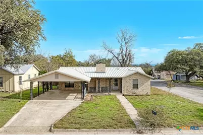 501 N Ridge Street, Lampasas, TX 76550 - Photo 1