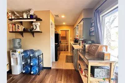 421 Broadway Street, San Marcos, TX 78666 - Photo 20