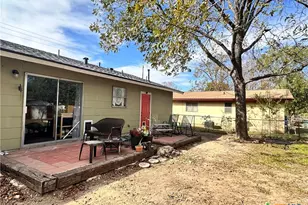 421 Broadway St, San Marcos, TX 78666 - Photo 28