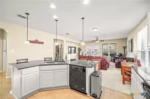 2083 Stepping Stone, New Braunfels, TX 78130 - Photo 10