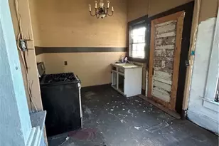 701 E River St, Victoria, TX 77901 - Photo 14