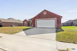 308 Curtis Dr, Killeen, TX 76542 - Photo 2