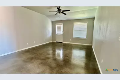 400 Lowes Boulevard #B, Killeen, TX 76542 - Photo 6