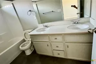 400 Lowes Blvd, Killeen, TX 76542 - Photo 12