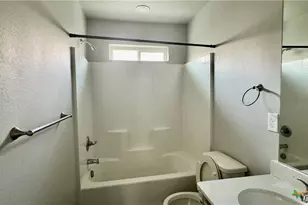 400 Lowes Blvd, Killeen, TX 76542 - Photo 16